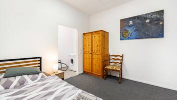 2 bedrooms, free WiFi, bed sheets