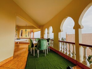 Loftsleilighet – deluxe, havutsikt | Utsikt fra balkong