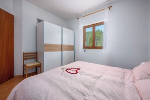 2 chambres, fer et planche à repasser, Wi-Fi
