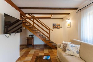Smart TV, fireplace - Holiday home in Pjescana Uvala near beach (Pješčana uvala)