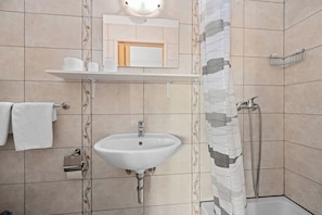Shower, hair dryer - Seaside Apartment in Rab (Rab)