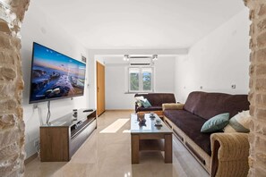 TV connectée, cheminée