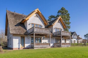 Exterior - Modern vacation apartment with sauna & garden - close to nature and comfortable on Usedom (Loddin)