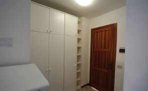 Interior - Cozy apartment in a quiet area, near the beach of Lignano Sabbiadoro (Lignano Sabbiadoro)