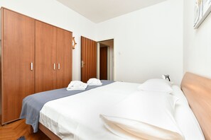 1 chambre, accès Internet, draps fournis