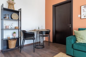 Harbor 203 | Dining room - Harbor Apartments in Larnaca (Larnaca)