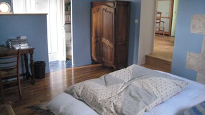 1 室のベッドルーム、アイロン / アイロン台、WiFi、ベッドシーツ