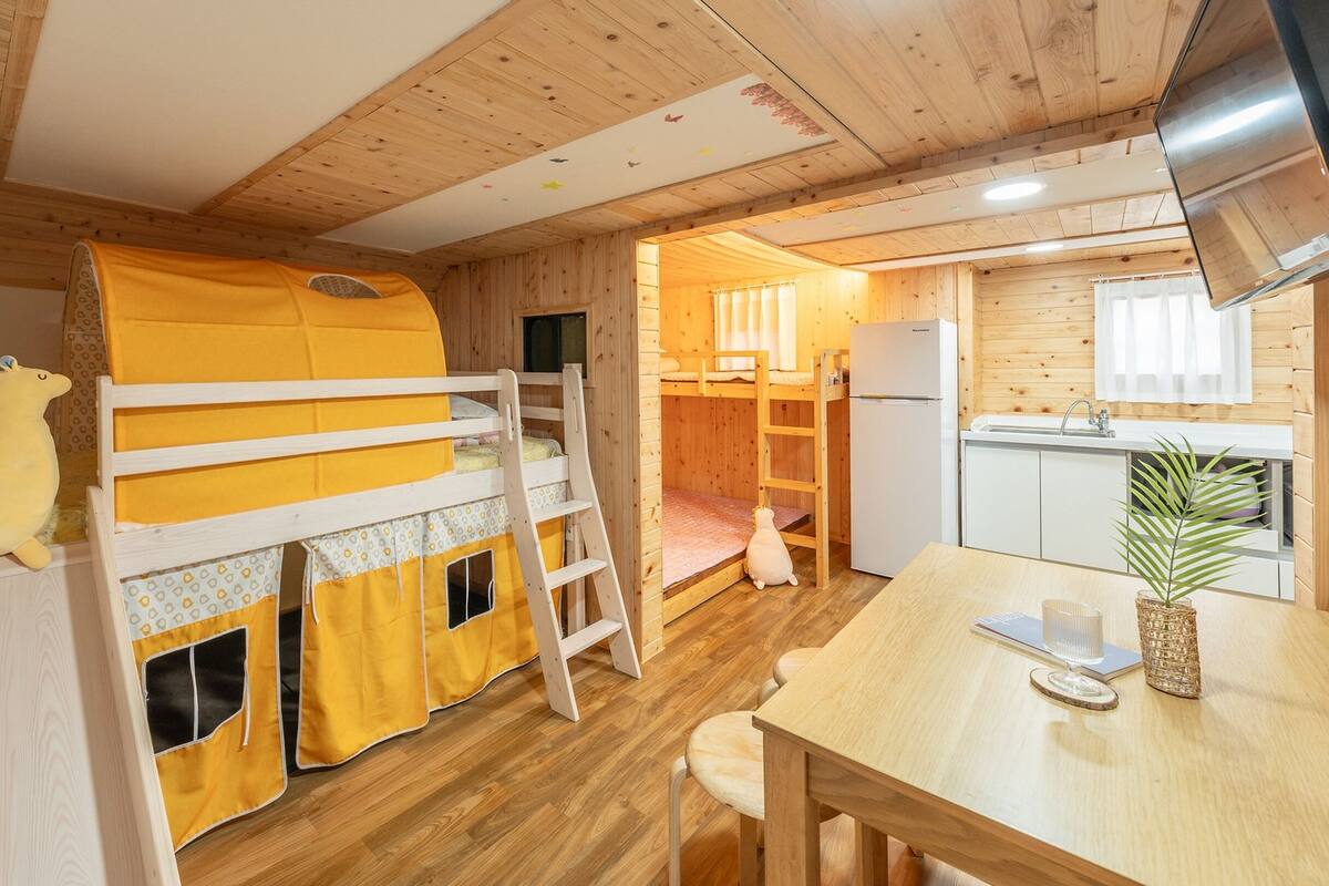 Basic Room, 1 Bedroom (Kids Spa Caravan No. 7(Spa/Random)) | 1 bilik tidur, Wi-fi percuma 