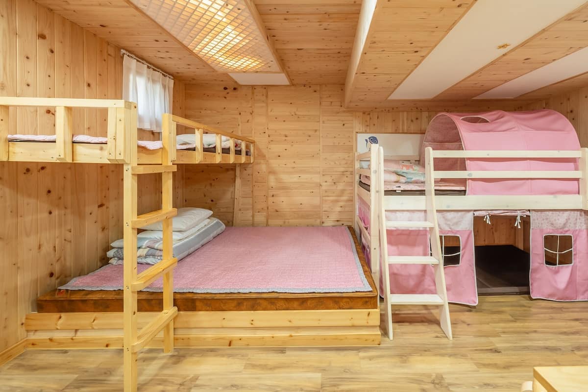 Eenvoudige kamer, 1 slaapkamer (Kids Spa Caravan No. 6(Spa/Random)) | 1 slaapkamer, gratis wifi