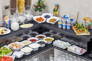 매일 뷔페 무료 아침 식사 포함