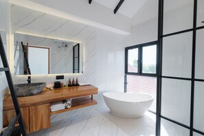 Villa | Badezimmer