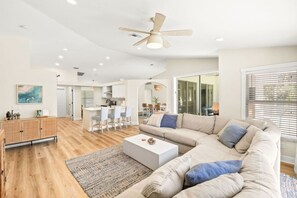 電視、乒乓球設施