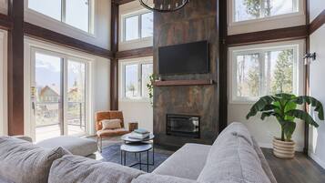 Smart TV, fireplace, offices, computer monitors