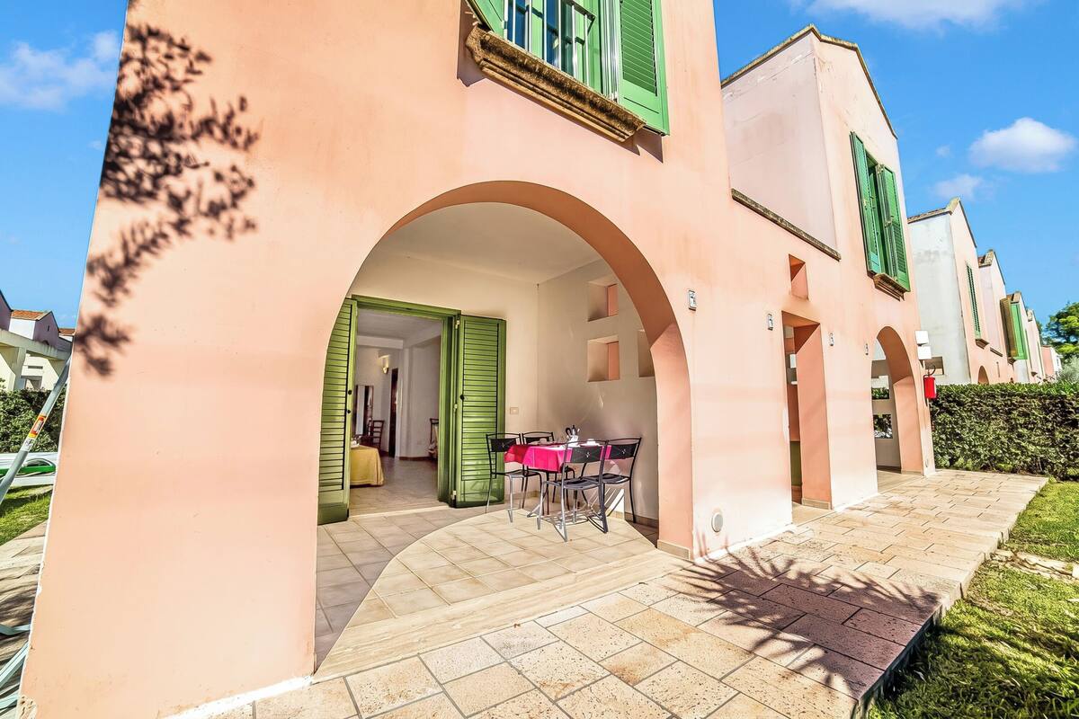 Family Studio, Air conditioning (Borgo Primizia M17 Pool And Sea) | Outdoor dining