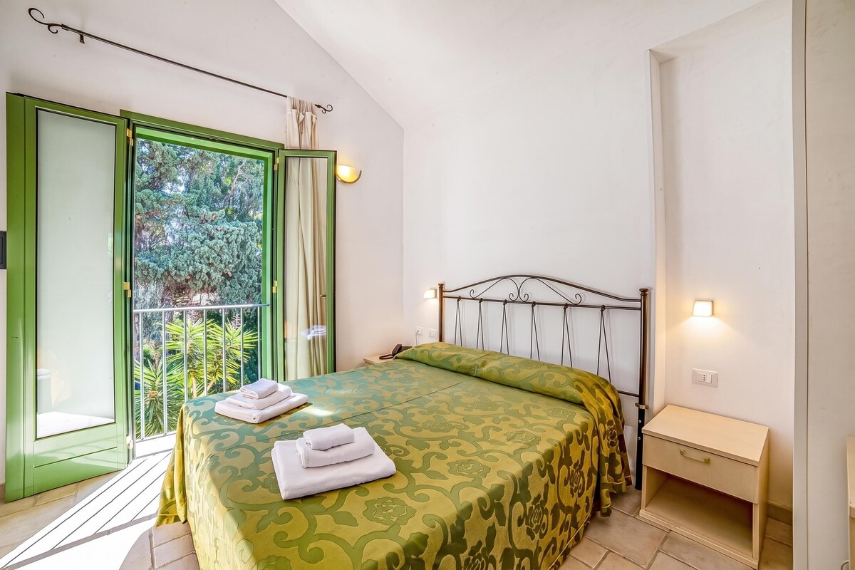 Family Studio, Air conditioning (Borgo Primizia M15 Pool And Sea) | 1 bedroom, WiFi