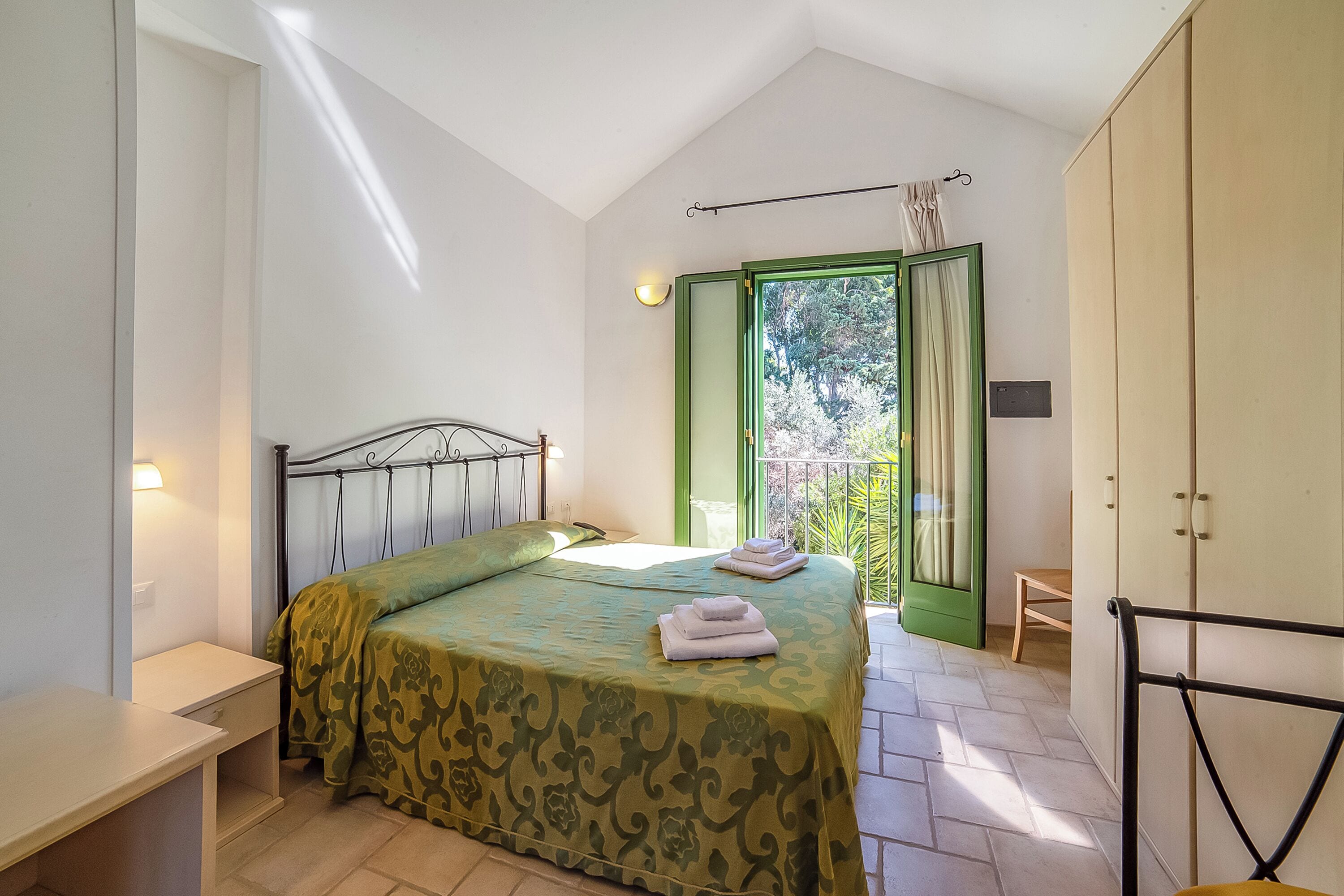 Family Studio (Family Village M16 Pool And Sea) | 1 bedroom, free WiFi, bed sheets