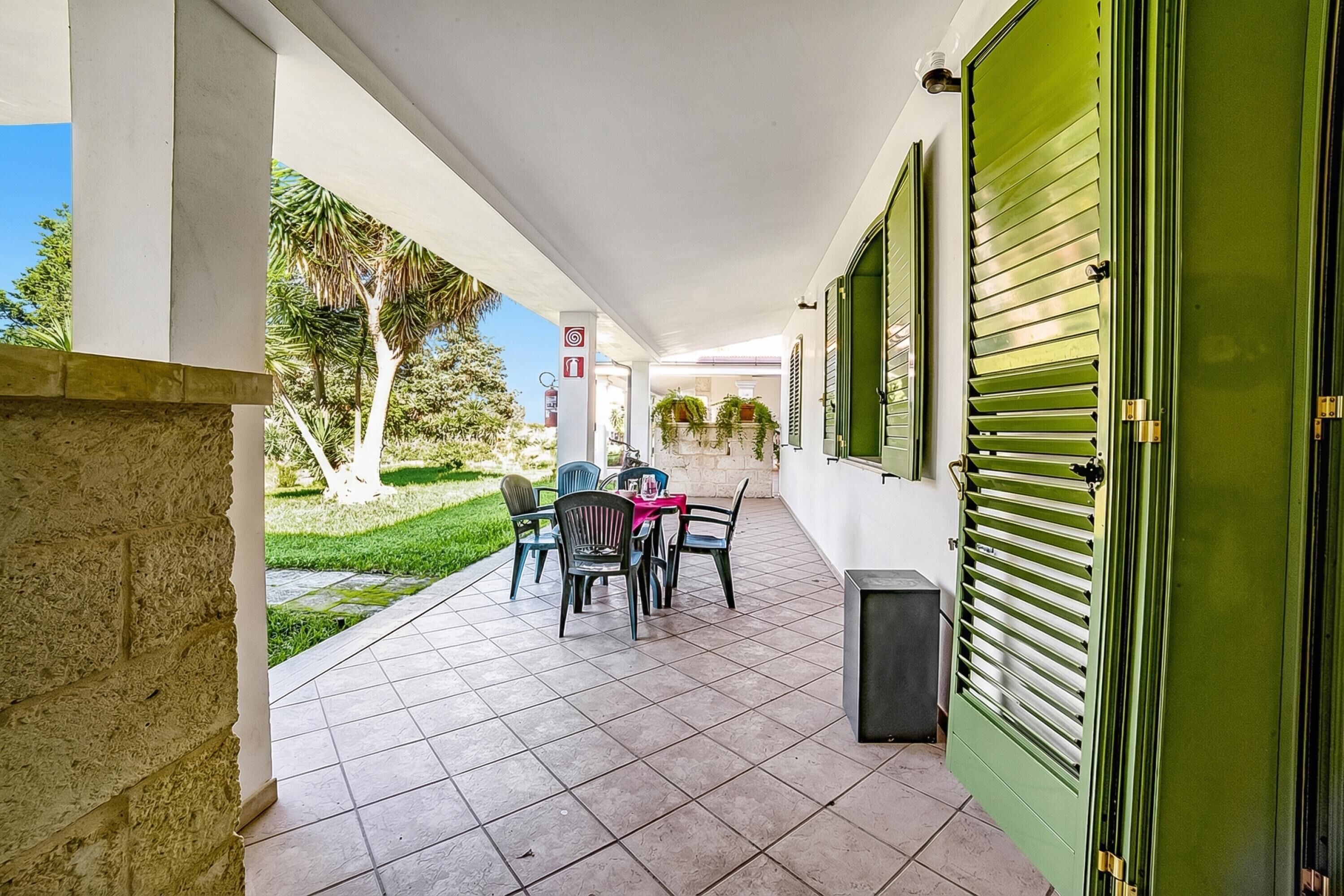 Family Apartment, Multiple Bedrooms (Borgo Primizia B4 Pool And Sea) | Outdoor dining