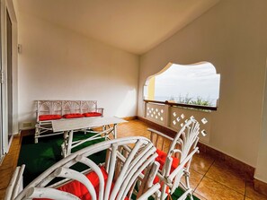 Appartement Standard, balcon, vue plage | Vue depuis le balcon