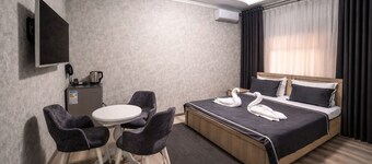 Madera Hotel