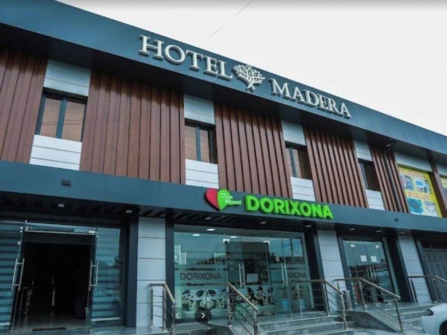 Mặt tiền nơi lưu trú