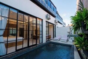 Outdoor pool - Sanur Loft Villa by Betterplace  (Seminyak)