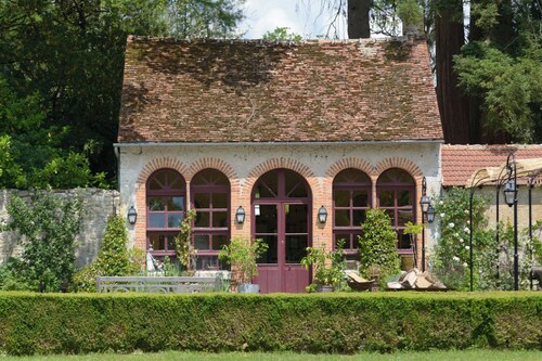 Château de La Barboire is a charming rental between Loire and Sologne