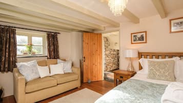 1 bedroom, WiFi (free), individually decorated, individually furnished