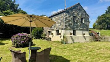 Cottage | Outdoor dining