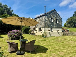 Cottage | Tempat makan outdoor