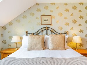1 chambre, décoration personnalisée, ameublement personnalisé