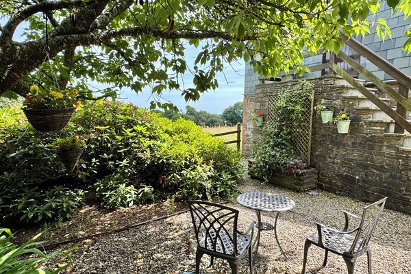 Cottage | Outdoor dining