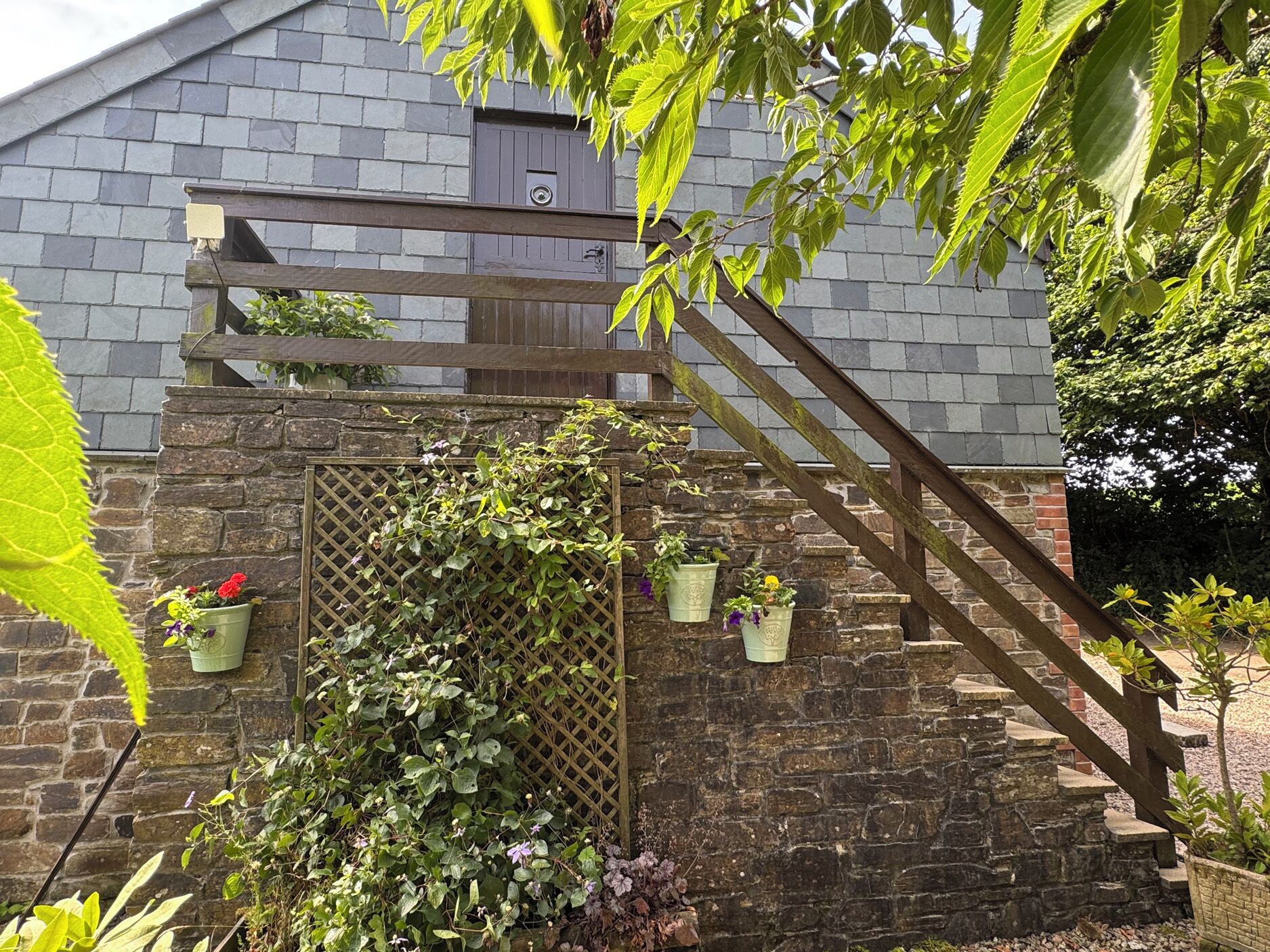 Cottage | Property grounds