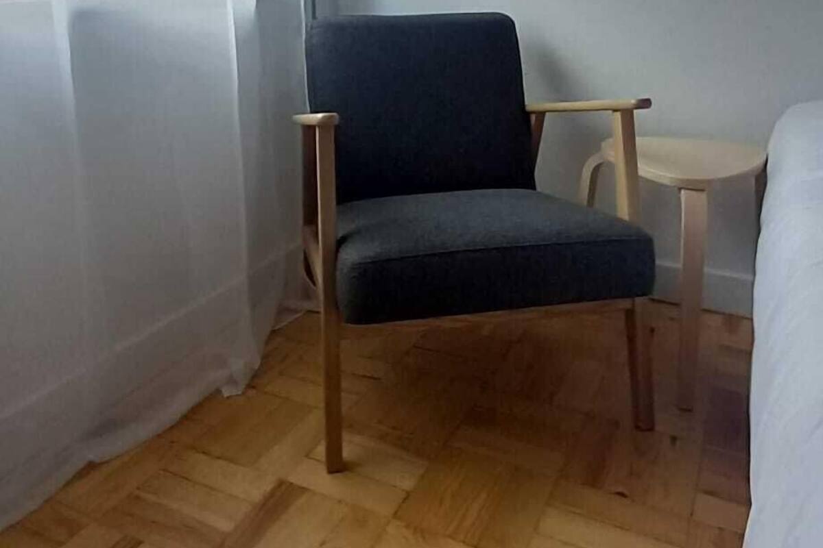 In-room safe, desk, free WiFi