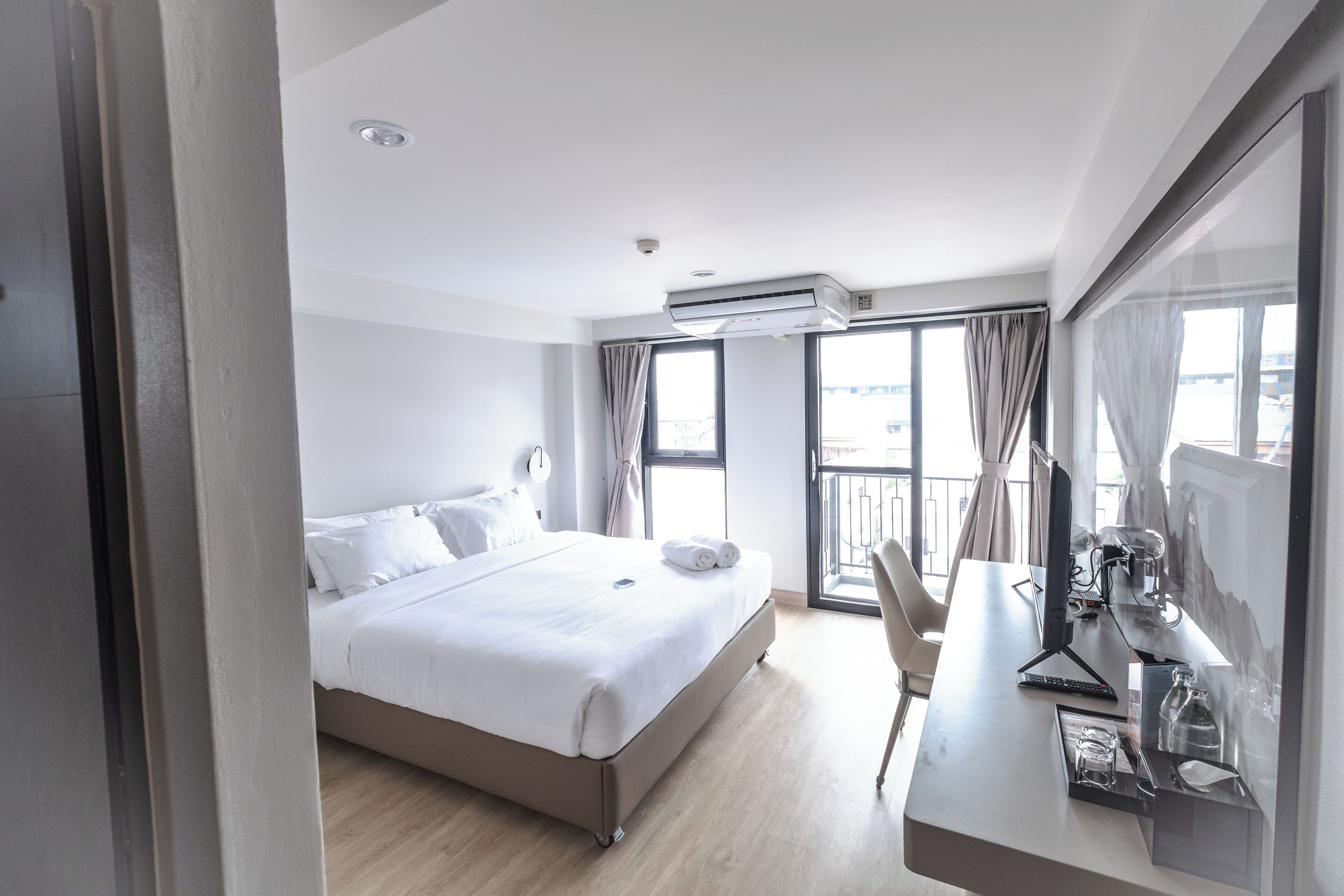 Allergikerbettwaren, Schreibtisch, kostenloses WLAN, Bettwäsche