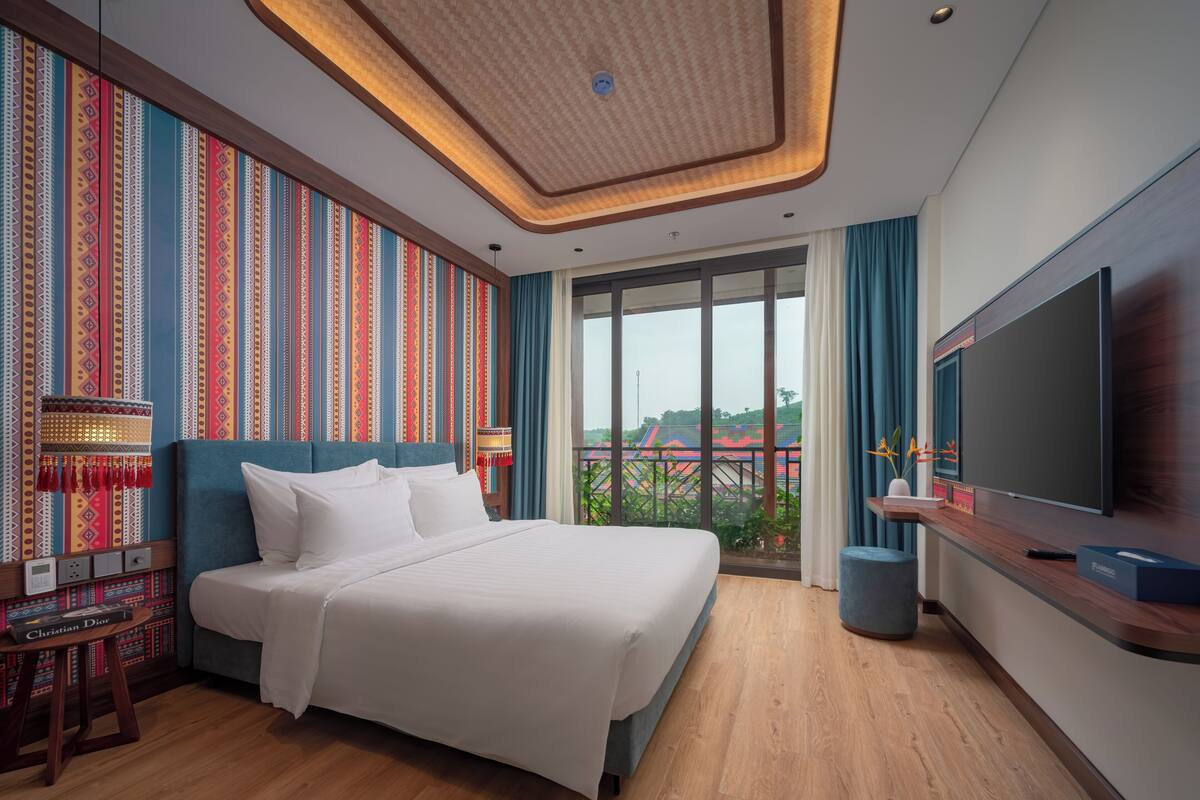 Habitación doble Deluxe (King with Onsen VIP Package) | Ropa de cama de alta calidad y caja de seguridad en la habitación