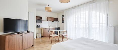 Studio | 1 bedroom, free WiFi, bed sheets