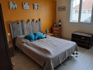 4 camere, ferro/asse da stiro, culla da viaggio, Wi-Fi gratuito