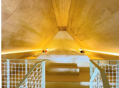 Cozy & Stylish Studio