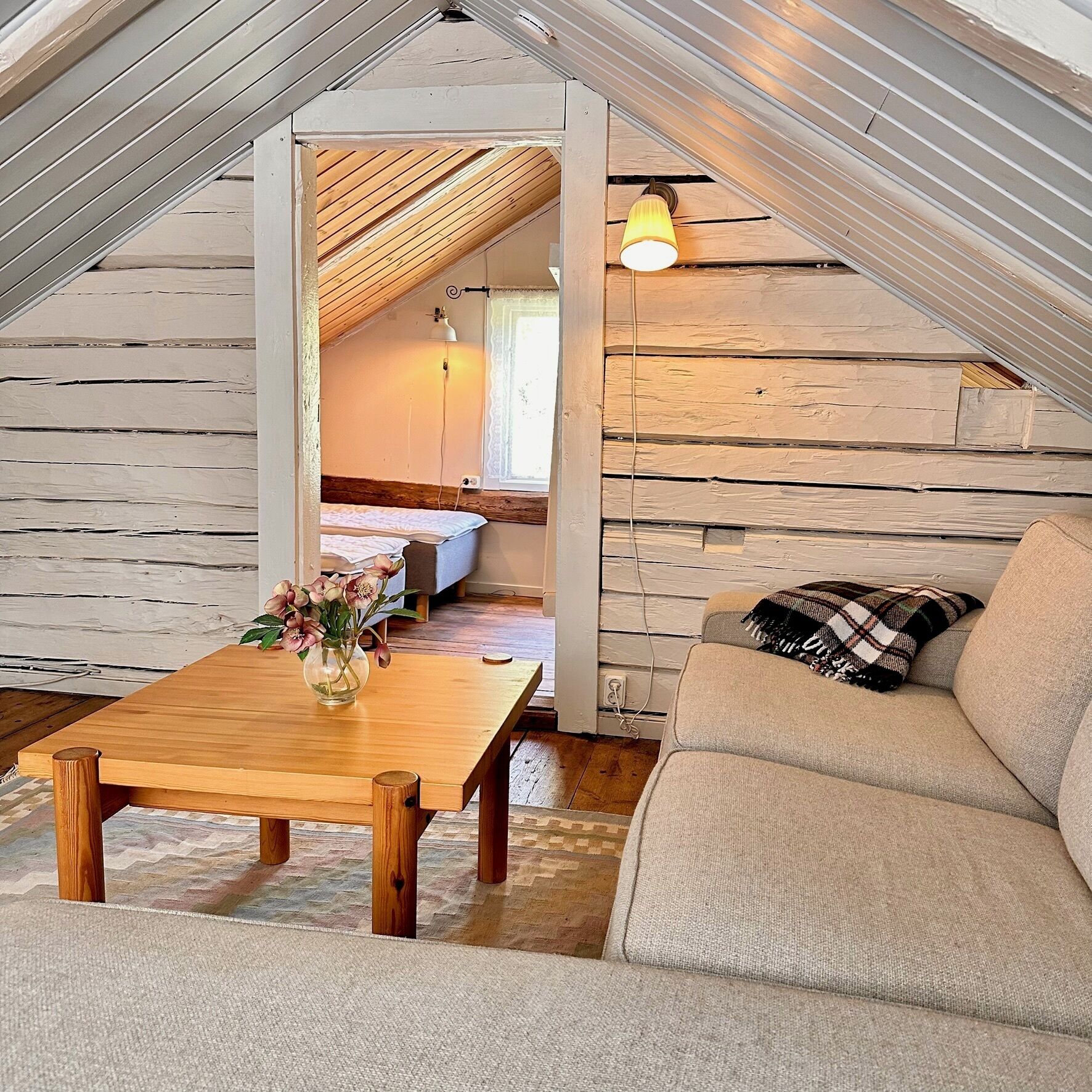 1 sovrum, värdeförvaringsskåp på rummet och strykjärn/strykbräda