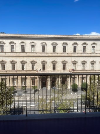 Front of property. Corso Italia 72