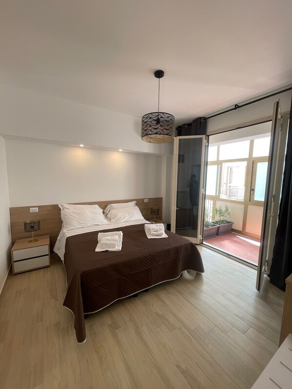 Deluxe Double or Twin Room, City View