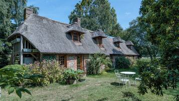 Wi-Fi gratuit, draps fournis