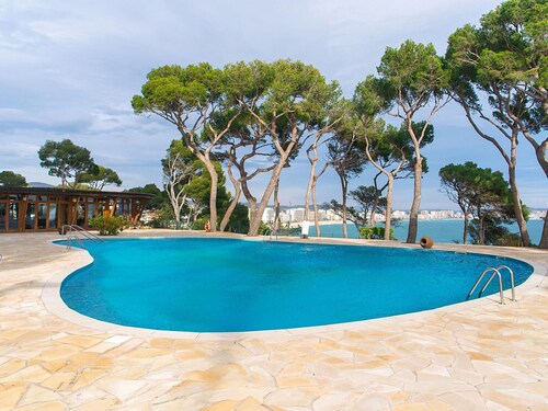 Apartamento Exclusivo en Primera Línea de Mar – Torre Valentina, Eden Mar