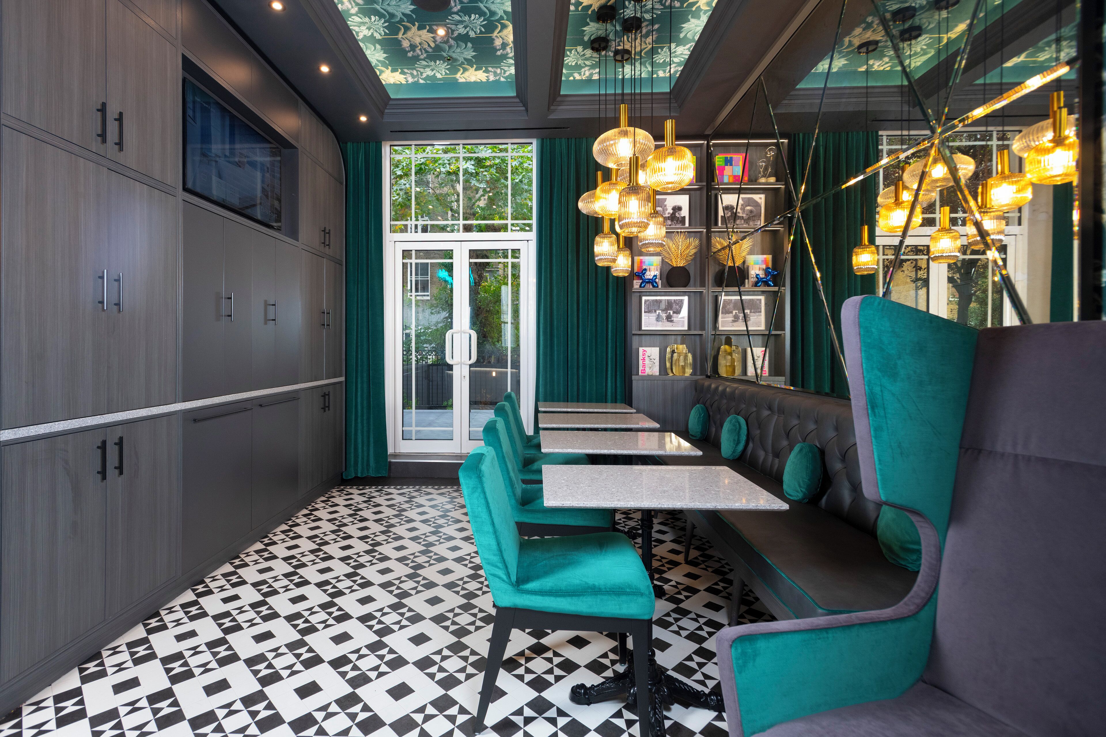 Photo - Brit Hotels Earls Court