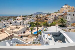 NG Cave 1 with Private Hot Tub | Terrace/patio - Petit Village (Fira)