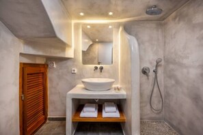 Bathroom - Petit Village (Fira)