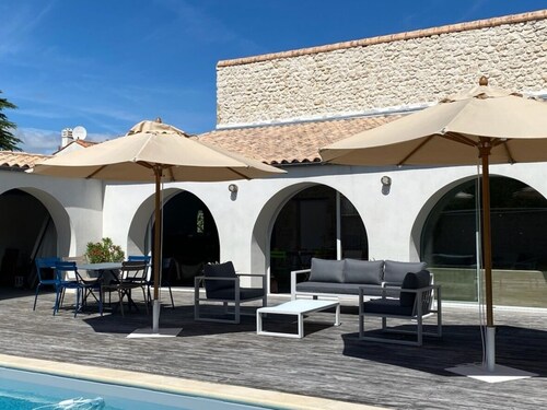 Former chai classé 4★ - charming house, comfort and relaxation guaranteed!