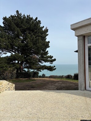 Property grounds - Maison de famille 1ère ligne vue mer à Saint-Cast-le-Guildo (22) - Sleeps 9 (Saint-Cast-le-Guildo)