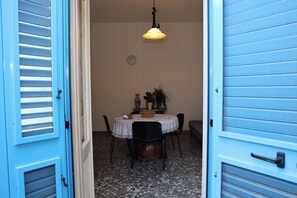 Dining - Wind By Holiday Homes by Angelo (Torre San Giovanni)