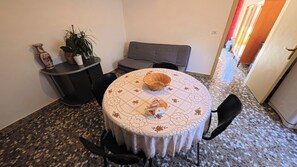 Dining - Wind By Holiday Homes by Angelo (Torre San Giovanni)